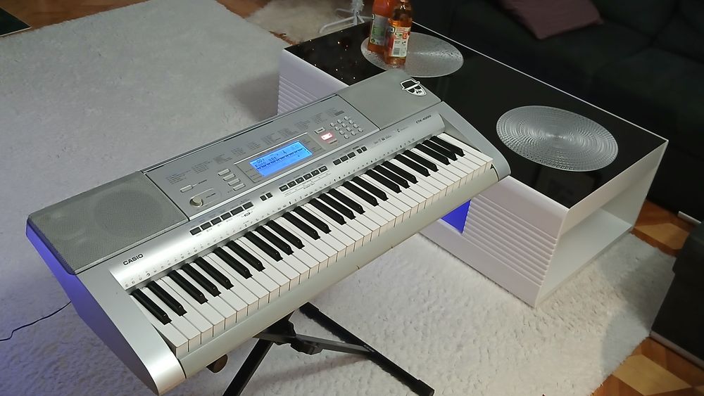 Keyboard Casio CTK 4000 plus statyw, dynamiczna klawiatura do nauki