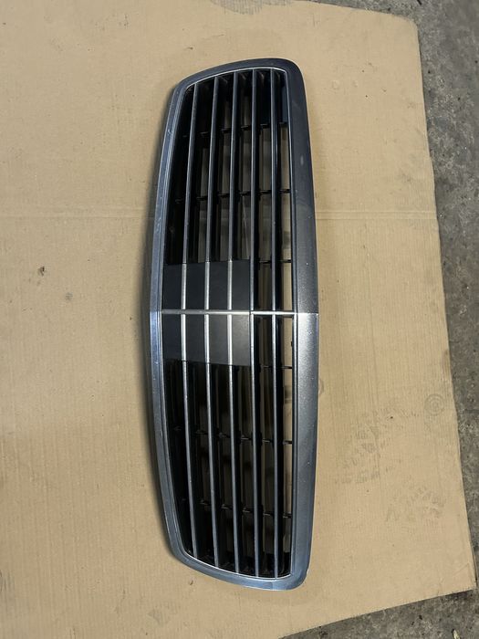 Решітка під дистронік, радар Mercedes W211 дорестайлінг, шрот