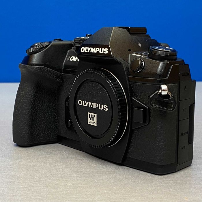 Olympus OM-D E-M1 Mark II (Corpo) - 20.4MP