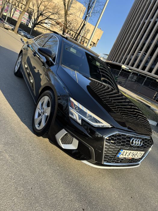 Продам Audi a3 8y 2023 Premium MHEV