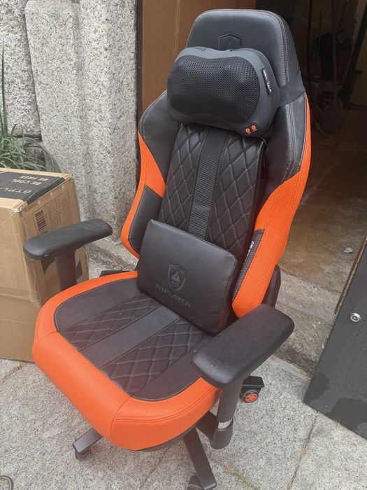 Cadeira Gaming com Sistema de Massagens Shiatsu
