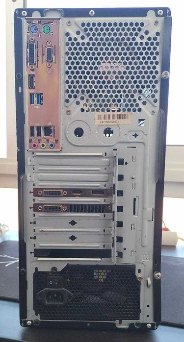 Torre PC Desktop Gigabyte