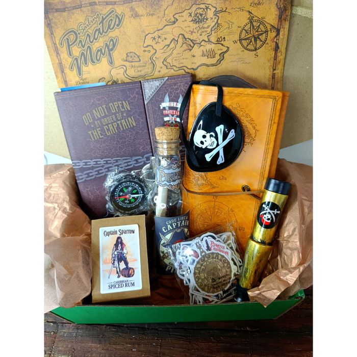 Пригоди в коробці. Піратський бокс подарунок день народження. Пишіть.