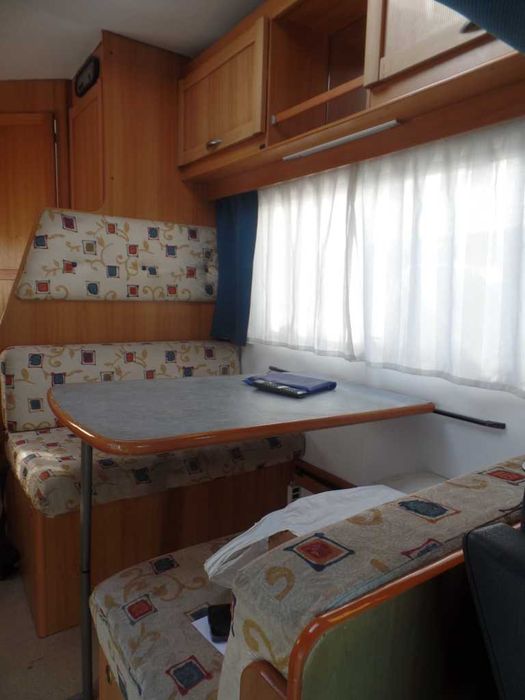 AUTOCARAVANA ( FIAT 2.8 JTD) ELNAGH 2001 DE 6 LUGARES