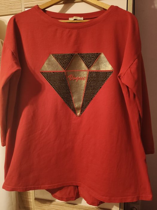 Śliczna czerwona bluzka myzem diament