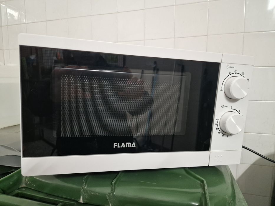 Microondas  flama