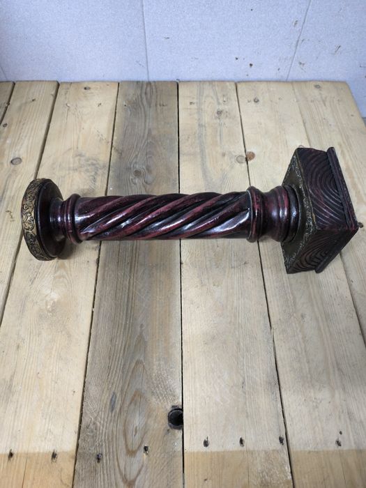 Coluna madeira / Suporte