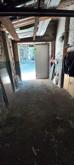 Капітальний гараж в центре