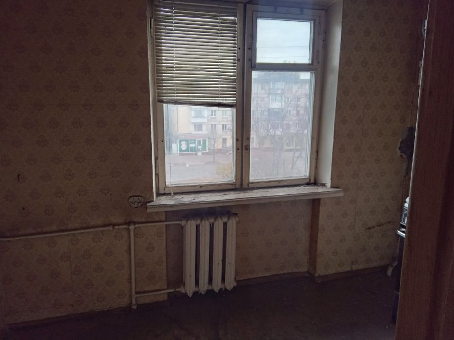 1-к проспект Поля 84,район магазина.Уют.