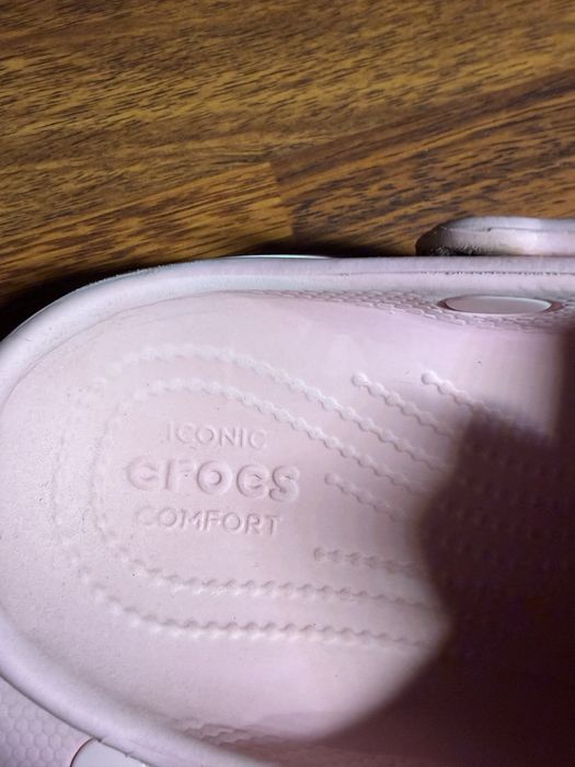 Продам crocs оригінал