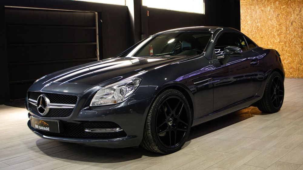 Mercedes-Benz SLK 200 (BlueEFFICIENCY) CarbonLOOK Edition