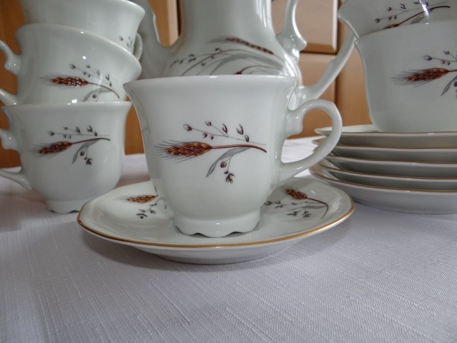 ~700,- NieużywanA PorcelanA KAROLINA DzbaneK + 12 FiliżaneK + ...