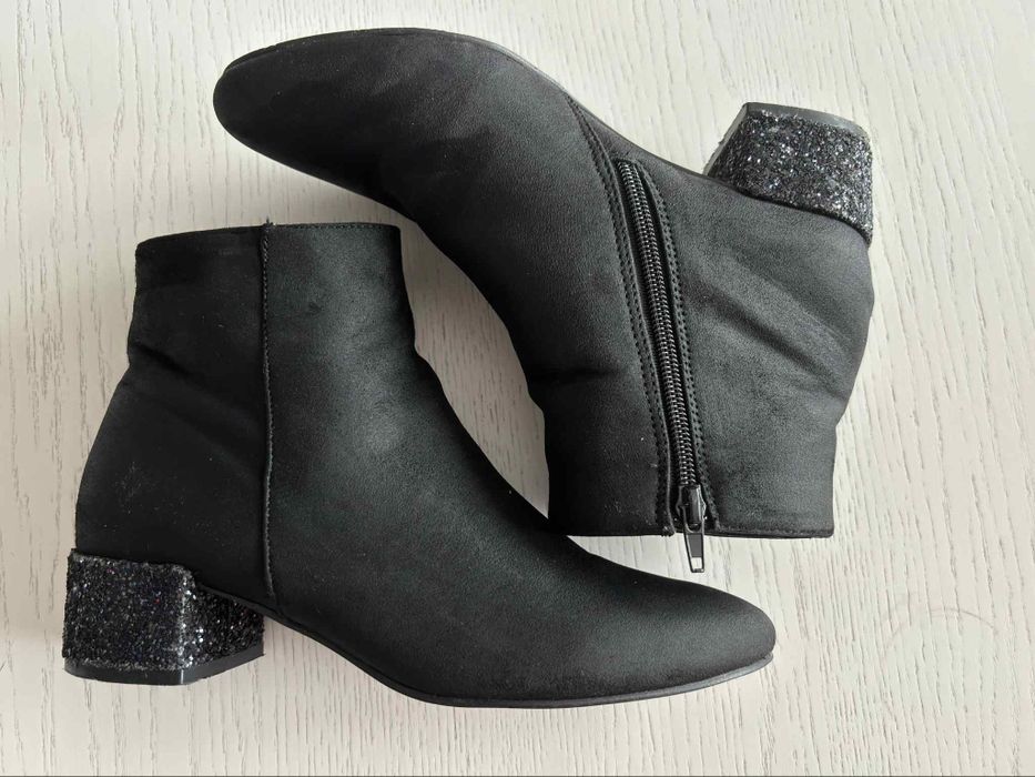 Zamszowe botki 38r. Raz Ubrane