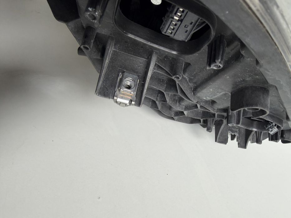 Farol Bmw Serie 1 F20 F21 xenon