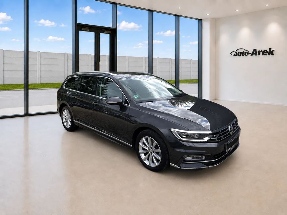 Volkswagen Passat Zobacz jaki Najbogatszy Highline z pakietem R Bardzo zadbany z Niemiec