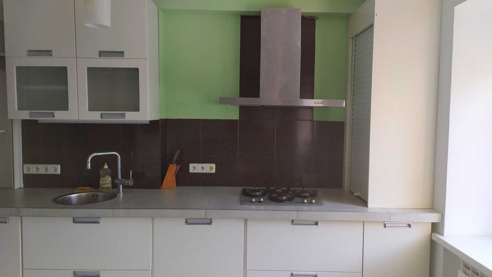 Продаж 3х кімнатної квартири по вул. О.Бідного