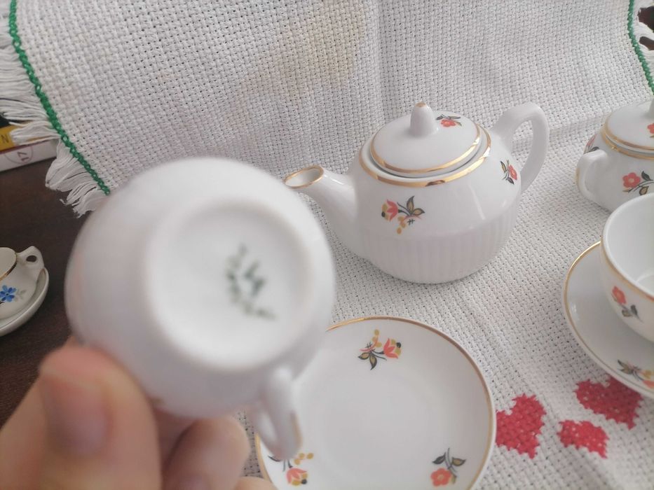 Miniatura serviço de chá vista alegre