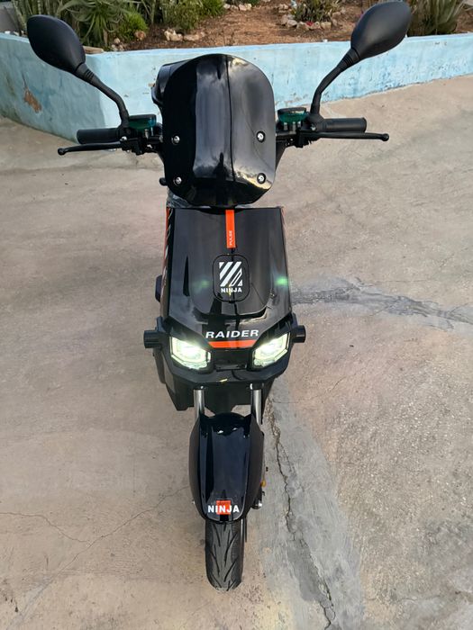 scooter elétrica sem carta  de condução
