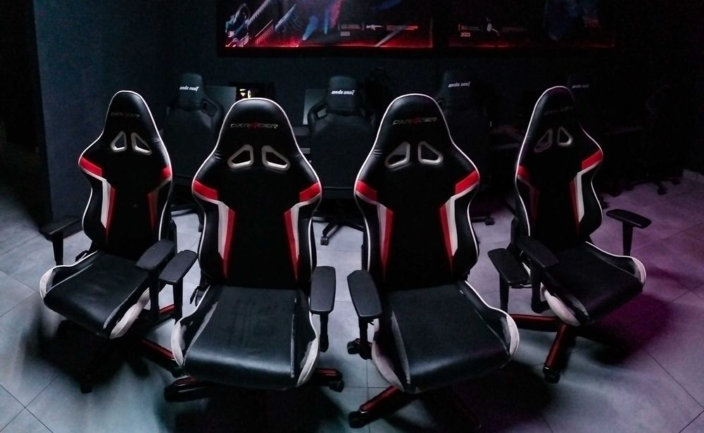 Геймерське Крісло DxRacer