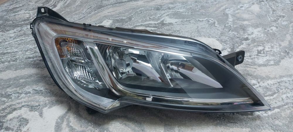 Права передня фара на, Fiat Ducato / Peugeot Boxer / Citroen Jumper.
