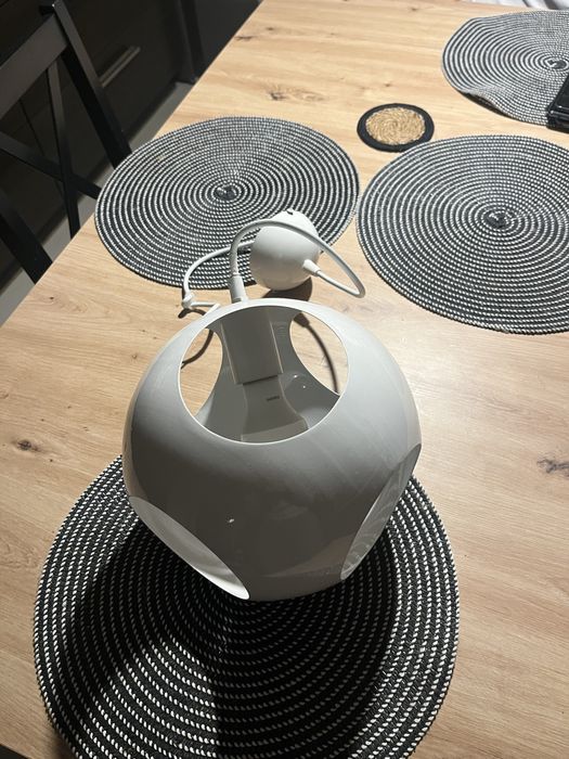 Lampa wisząca do pokoju