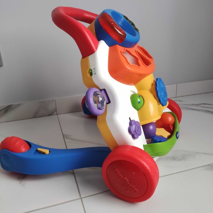 Ходунки-ігровий центр Chicco