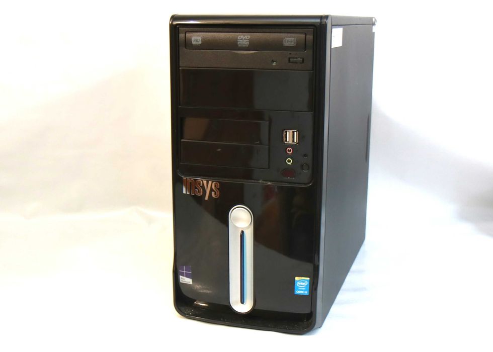 PC Asus i5 com teclado, rato e impressora