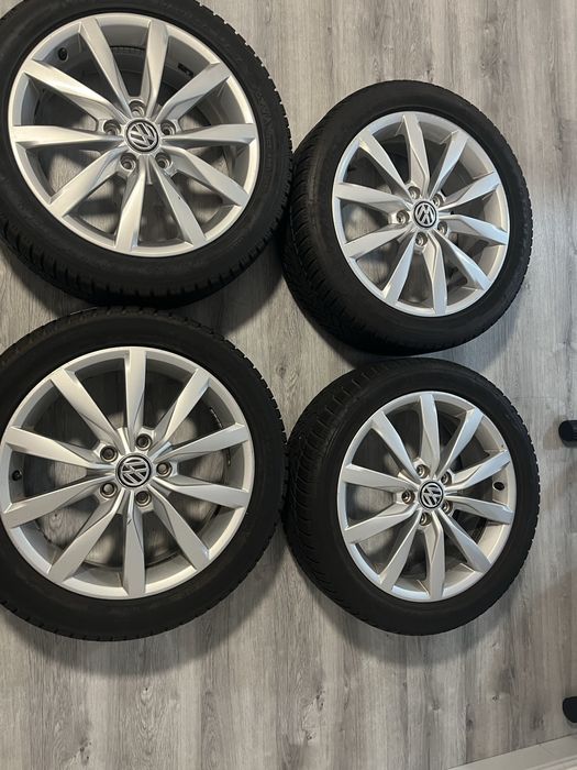 Jantes origibais vw golf 7 com pneus novos