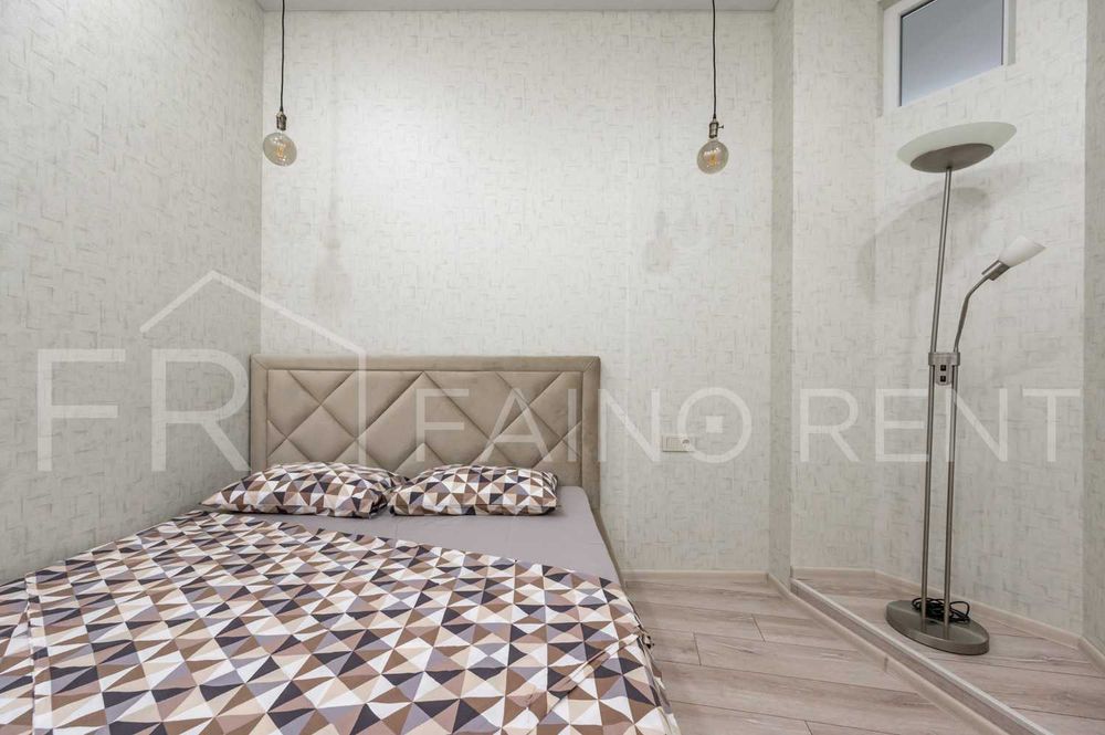 Стильні просторі апартаменти, Аркадія/5011