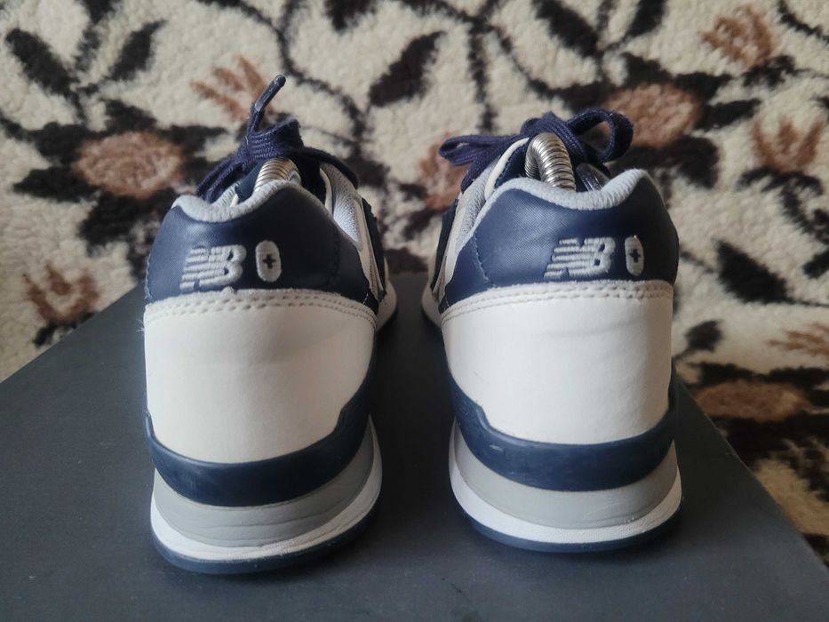 Super sportowe sneakersy New Balance Figs x 996 wkł.24,5 cm skóra
