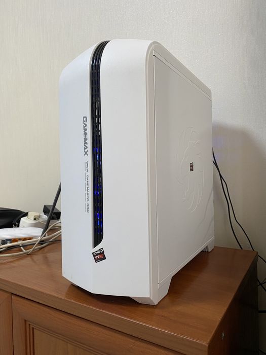 Продам свій компютер