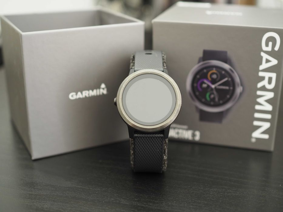 Garmin Vivoactive 3 Smartwatch - Raramente utilizado