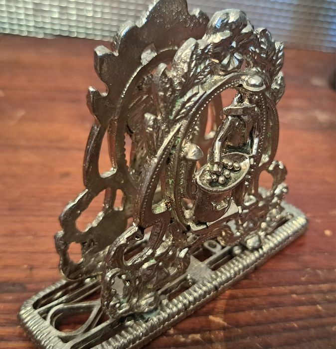 Bule, porta guardanapos e travessa