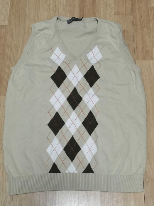 Cream Vest With Diamonds 42