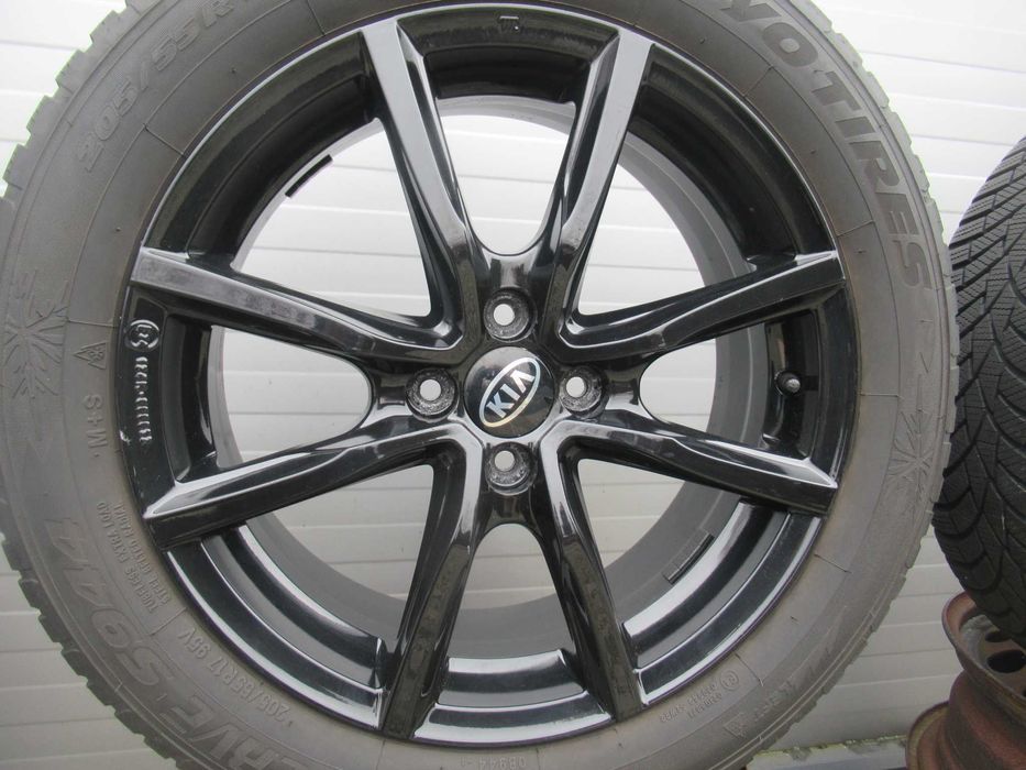 ALU+Opony zima R17 Hyundai BAYON,KIA Stonic 2008