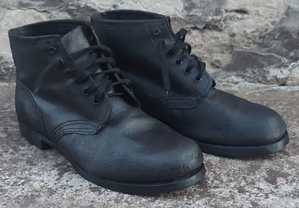 Продам рабочие ботинки