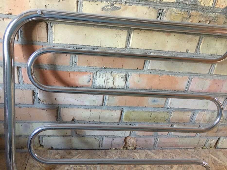 Продам водяну рушникосушарку -нова