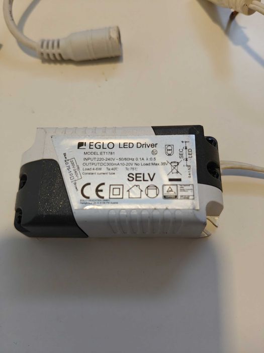Dimmable LED Transformers with Adjustable Brightness440411313218539523