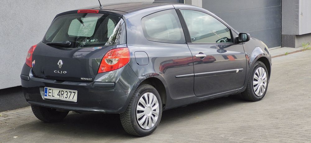 Renault Clio II, 2006r. 1.6 benzyna