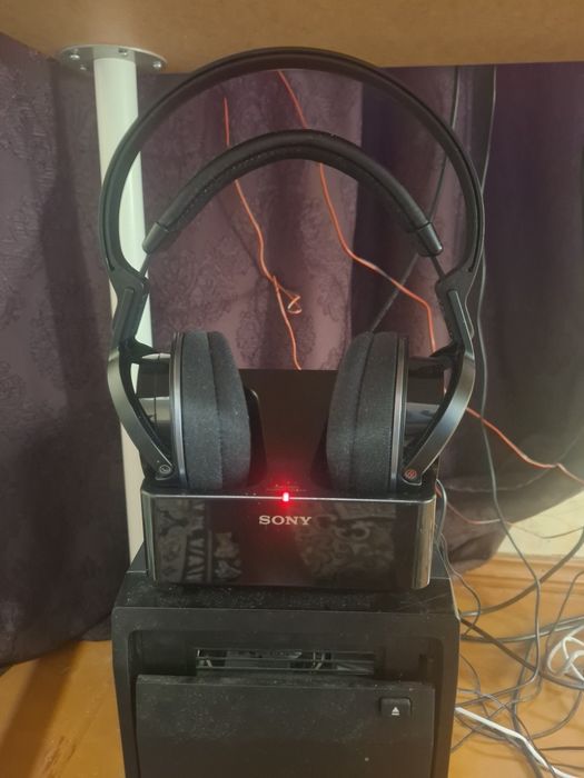 Безпровідні навушники Sony MDR-RF855RK