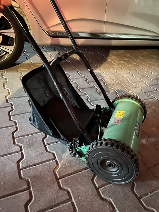 Kosiarka reczna bezprzewodowa