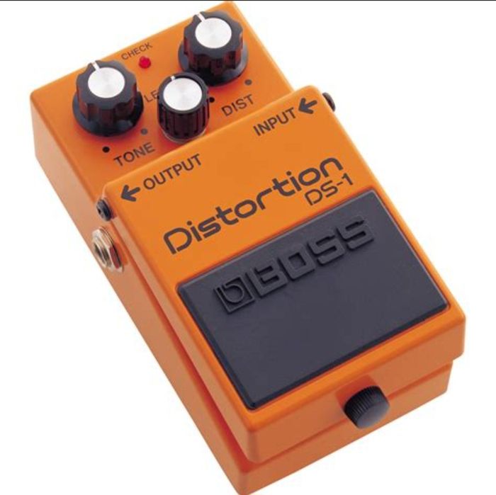 Boss DS-1 pedal de distorção
