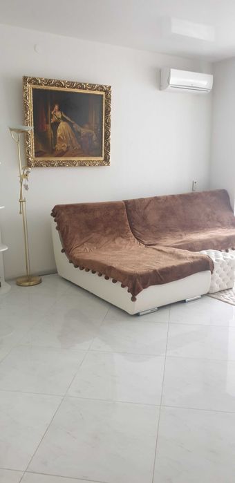 Продам квартиру в центрі, з великим простором, ремонтом,  паркомісце