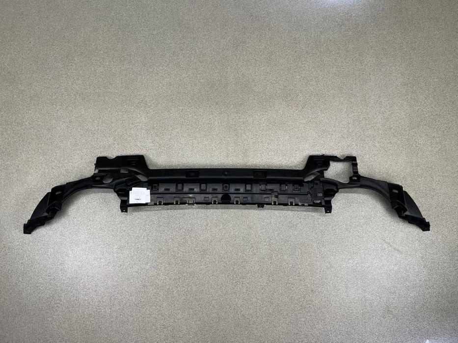 Кронштейн заднього бампера (середній) - М Paket - BMW 3 (G20/G21)