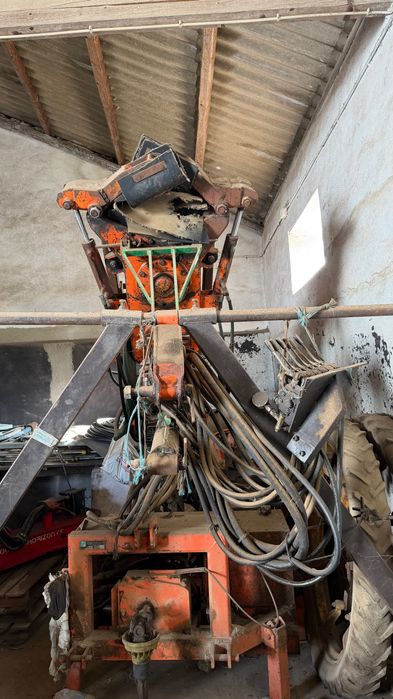 Vendo máquina agrícola vibratória verdegiglio