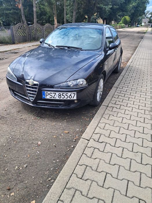 Alfa Romeo 147 1.6 benzyna 2009