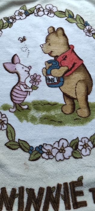 Gruby Koc dziecięcy z Kubusiem Puchatkiem i Prosiaczkiem