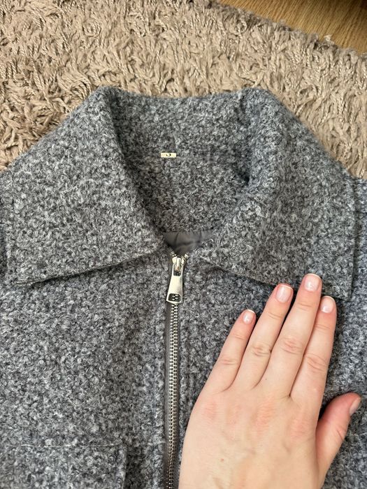 Женская короткая серая курточка пиджак zara