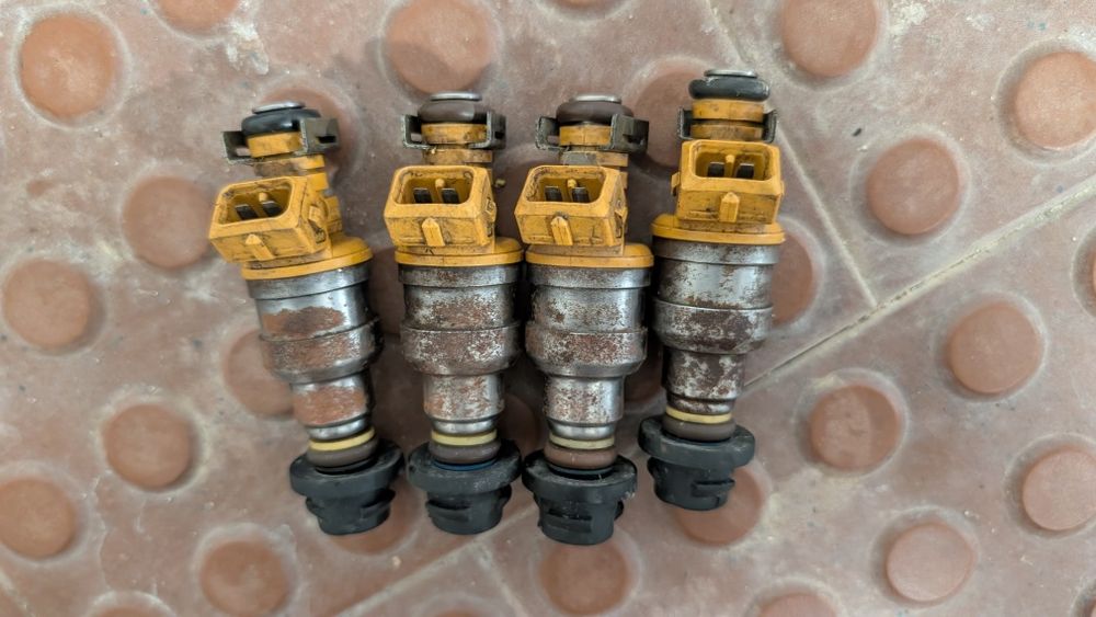 Injectores Peugeot 205 GTI 1.9