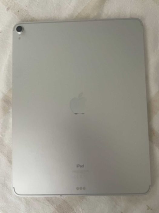 iPad Pro 12,9 polegadas (3.ª geração) "NAO LIGA"